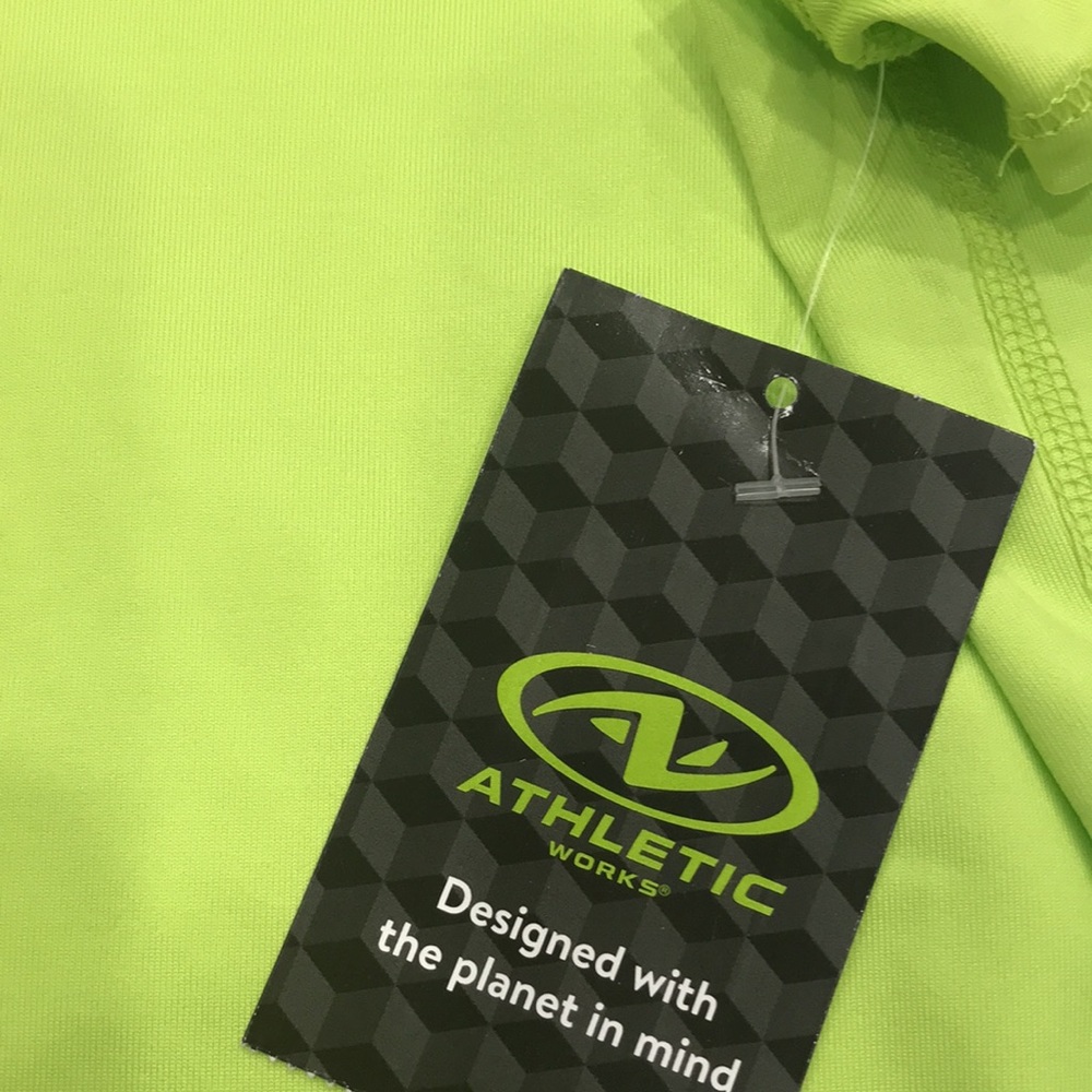 ATHLETIC SHORT SLEEVE  XXL LIME GREEN T SHIRT. Has a V neck. Measurements/pics💪